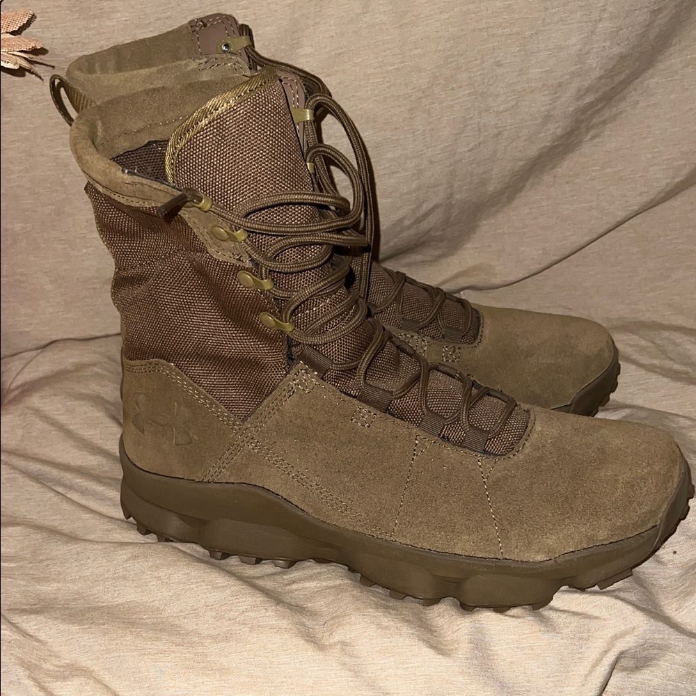 Under Armour Men's Tan and Brown Boots